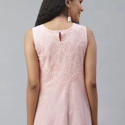 akheri Women Pink & White Chikankari Embroidered Pure Cotton Top image 5