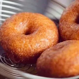 kedari MEDUVADA for Perfectly Shaped & Crispy, Hygienic Without Any Hassle Vada Maker image 3