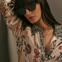 Polarized Wayfarer Sunglasses (Free Size)-image-27