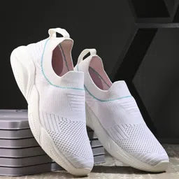 hrx by hrithik roshan 010 04 Walking Shoes For Women-picture-23