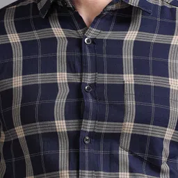 provogue Men Slim Fit Checkered Curved Collar Casual Shirt image 4