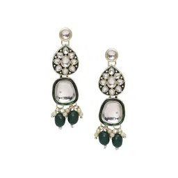 OOMPH Kundan Studded & Beaded Jewellery Set image 3