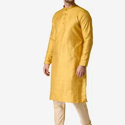 TABARD Men Solid Silk Blend Kurta image 2