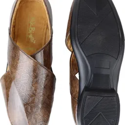 hikbi Patent Leather/ Peshawari shoes/ Ethnic jutti Mojaris Mojaris For Men image 3