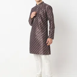 BELLAZO Mandarin Collar Striped Embellished Sequinned Straight Kurta image 4