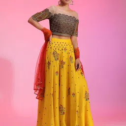 KUDI PATAKA Embellished Beads and Stones Ready to Wear Lehenga & Blouse With Dupatta image 4