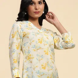 BAESD Floral Printed V Neck Regular Cotton Top image 4