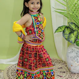 BownBee Girls Embroidered Thread Work Cotton Ready to Wear Lehenga & Blouse With Dupatta image 5