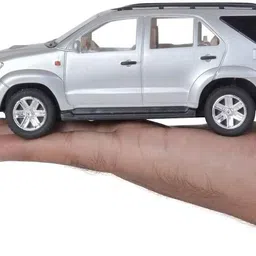 play haven FORTUNE SUV CAR PULL BACK ACTION TOY (Silver, Pack of: 1) image 2