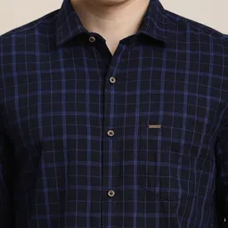 turtle Men Slim Fit Checkered Spread Collar Casual Shirt image 5