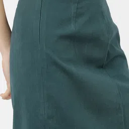 tokyo talkies Women Solid Straight Green Skirt image 4