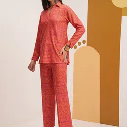 Vishudh Geometric Printed Shirt Collar Tunic With Trousers image 4