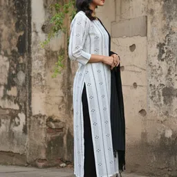 oziq Women Khadi Cotton Set image 5