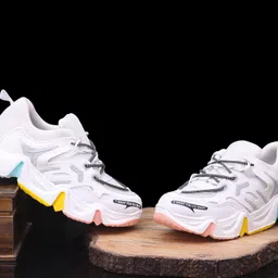 shoe blate Casuals For Women image 4