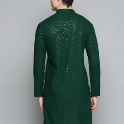 Jompers Men Mandarin Collar Embellished Pure Cotton Kurta image 4