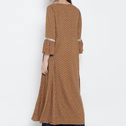 YASH GALLERY Floral Printed Bell Sleeves Kurta image 2