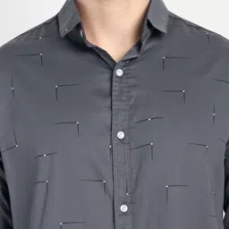 s-line Men Slim Fit Printed Spread Collar Casual Shirt image 3