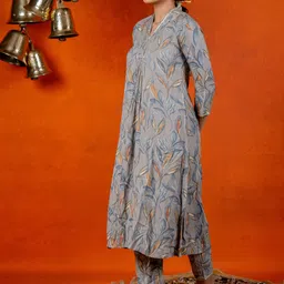 mirchi fashion Women Viscose Rayon Kurta Pant Set-picture-15