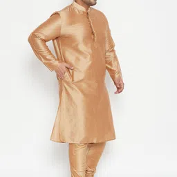 VASTRAMAY Men Gold-Toned Embroidered Panelled Kurta with Pyjamas image 3