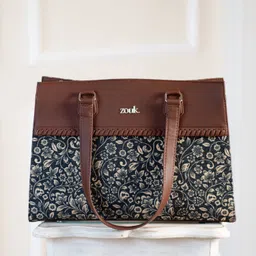 zouk Women Black Shoulder Bag image 2