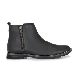 Roadster Men Black Boots image 2