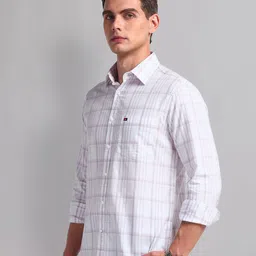 AD By Arvind Men Slim Fit Opaque Checked Casual Shirt image 4