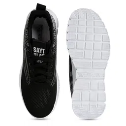 London Rag Men Textured Sneakers image 4