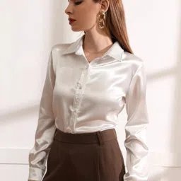 metronaut Women Regular Fit Solid Spread Collar Casual Shirt image 5