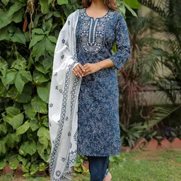 KALINI Bandhani Embroidered Pure Cotton Straight Kurta With Trousers & Dupatta image 5
