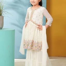 Aarika Girls Floral Embroidered Empire Thread Work Kurta with Trousers & With Dupatta image 4