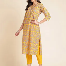 NAINVISH Floral Printed Regular Thread Work Pure Cotton Kurta With Trousers & Dupatta image 4