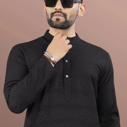 vebnor Men Solid Jacquard Straight Kurta image 1