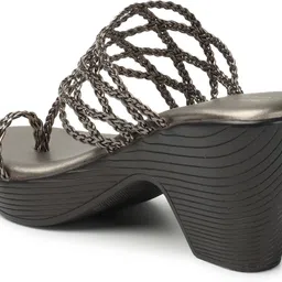 madam glorious Women Heels Sandal image 5