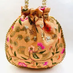 banithani Women Multicolor Potli image 3