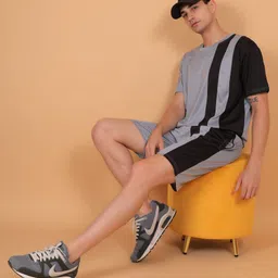 yuvraah Solid Men Track Suit image 4