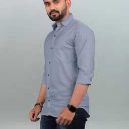 silverbuck Men Regular Fit Solid Spread Collar Casual Shirt image 3