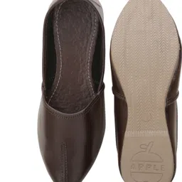 cultcode Royal and Traditional Hand-Crafted Ethnic Punjabi Jutis For Men image 5