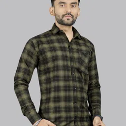surhi Men Regular Fit Checkered Spread Collar Casual Shirt image 3