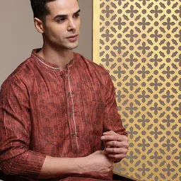 House of Pataudi Jashn Floral Printed Sequinned Kurta-picture-2