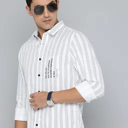 Indian Terrain Pure Cotton Chiseled Printed Striped Casual Shirt-picture-30