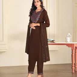 BulBul Women Yoke Design Pure Silk Kurta Sets With Dupatta image 3