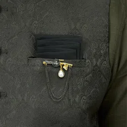 House of Pataudi Men Eternal Brooch image 2