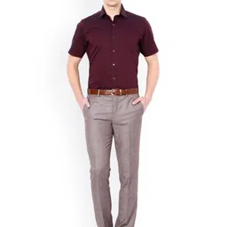 Van Heusen Men Burgundy Regular Fit Solid Formal Shirt image 5