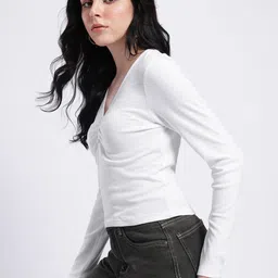 glitchez Simply Stated Ruched Detail V-Neck Fitted Top image 4