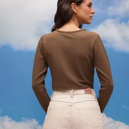 CORSICA Textured Crop Top image 3