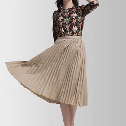 FableStreet Beige Pleated Midi Skirt image 4