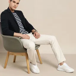 INVICTUS Textured Single Breasted Slim Fit Smart Casual Blazer image 2