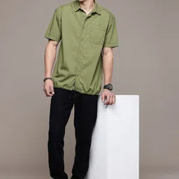 The Roadster Life Co. Solid Relaxed Fit Pure Cotton Casual Shirt image 4