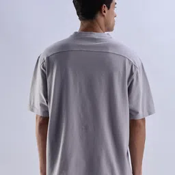 Calvin Klein Jeans Men Drop-Shoulder Sleeves T-shirt image 3