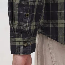 Roadster Men Grid Tattersall Checks Checked Casual Shirt image 5